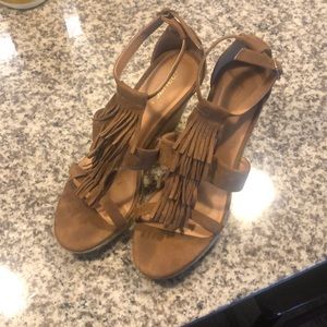 Suede fringe wedges